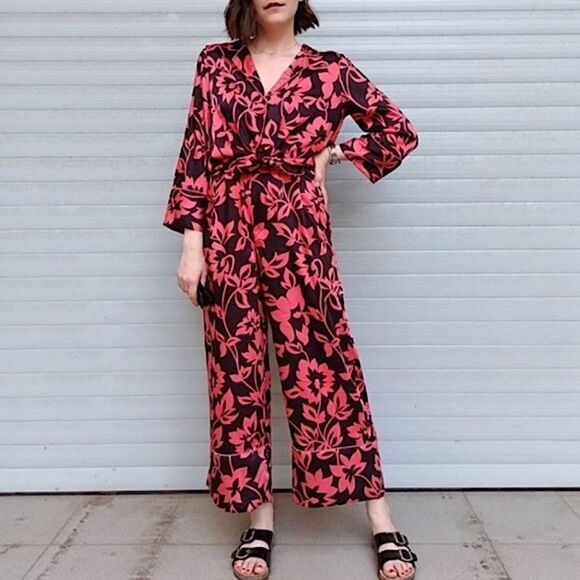 Zara Matching Set 2 Piece Pants & Top • BLOGGER FAVORITE • NEW WITH TAGS • - Picture 3 of 15